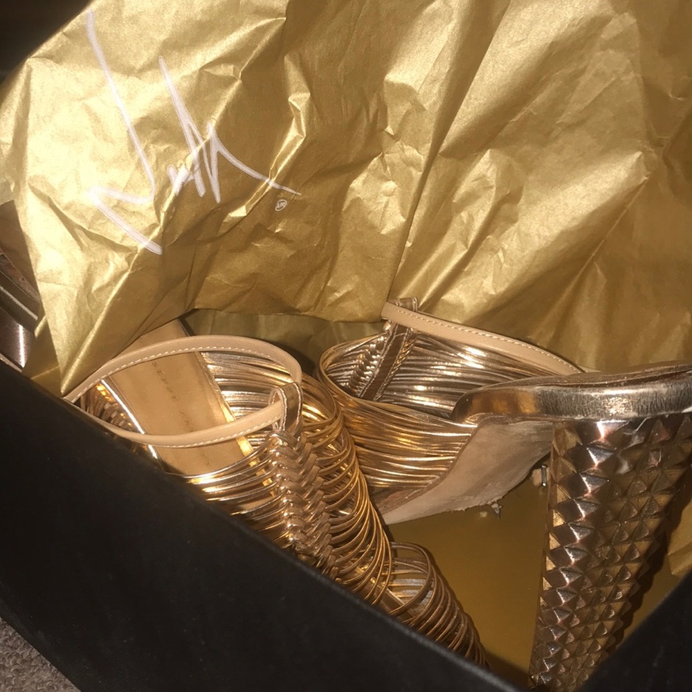 Authentic Giuseppe Zannotis